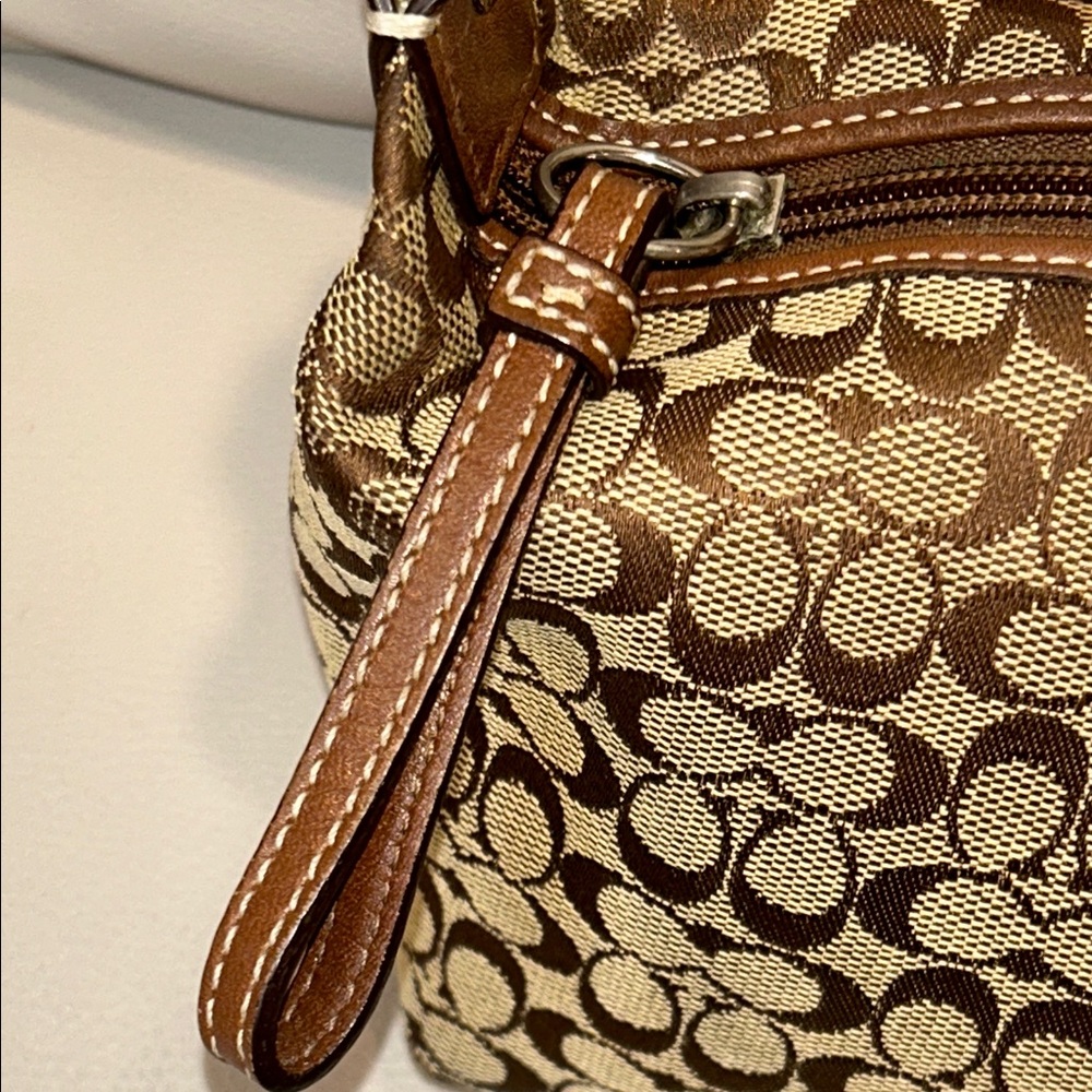 Coach Y2K Mini Signature C Jacquard Baguette Handbag - Picture 4 of 12